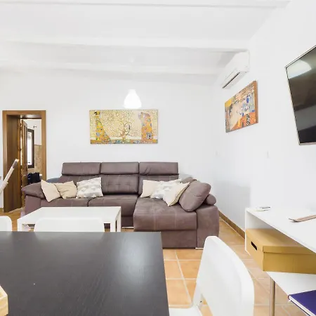 Cubo's Casa Sierra Los Angeles